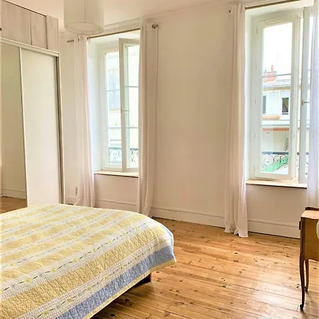 New - Cosy Terracota-t3- Balcons & Parking Privee דירה